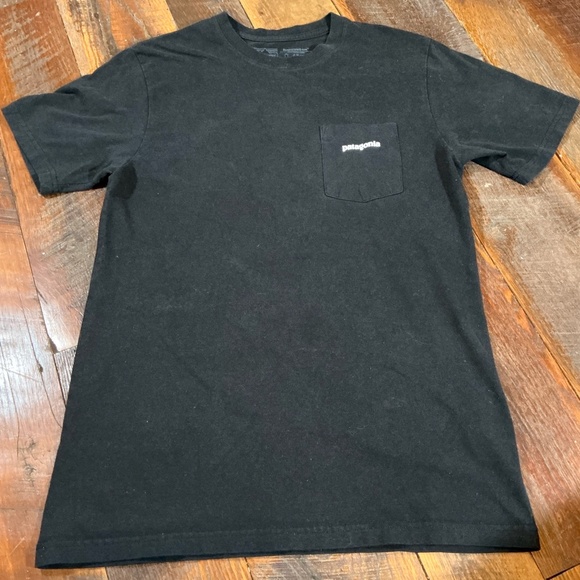 Patagonia Responsibili-Tee Pocket Logo Graphic T-Shirt Black Size S - Picture 4 of 8